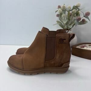 Sorel Evie II Chelsea Boot Waterproof Leather/Suede Wedge Tan Women 6.5 Tried On